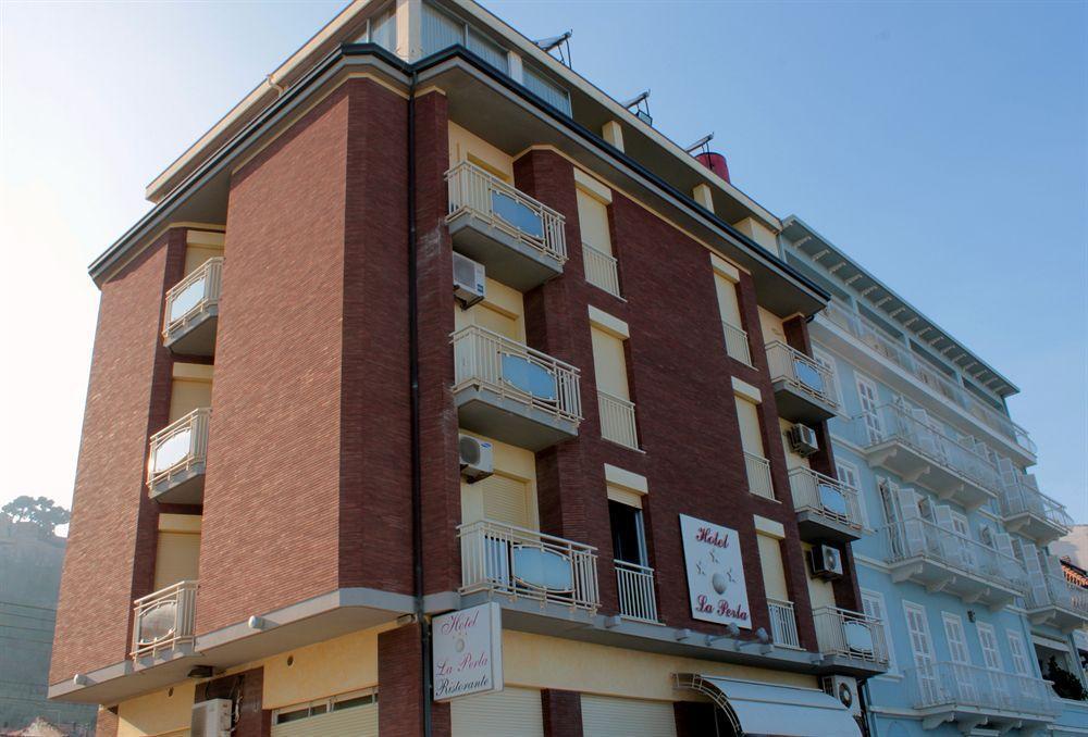 Hotel La Perla Cupra Marittima Ngoại thất bức ảnh