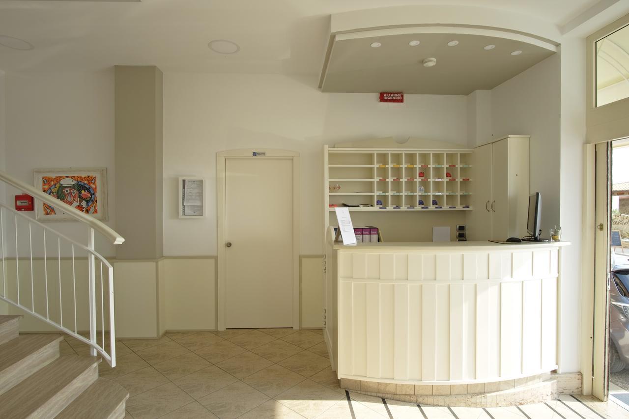 Hotel La Perla Cupra Marittima Ngoại thất bức ảnh
